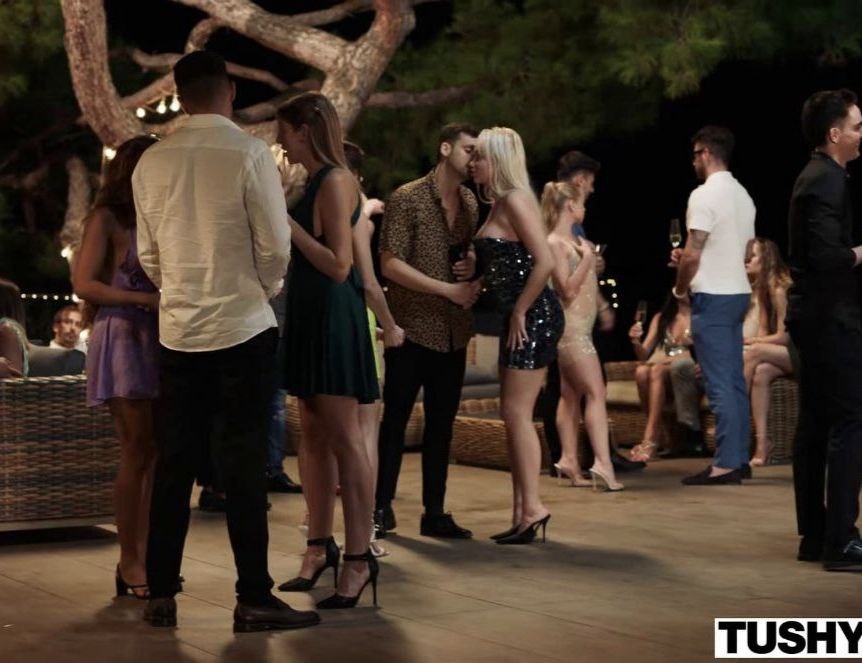 [RKPrime] Jayla De Angelis (Public Fuck With The Voyeur)